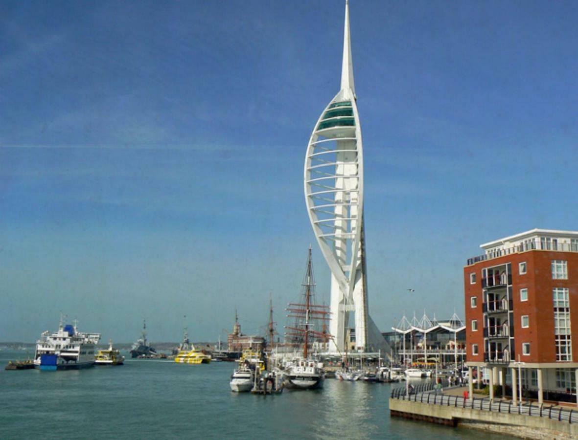Gunwharf Apartment Portsmouth Exterior foto